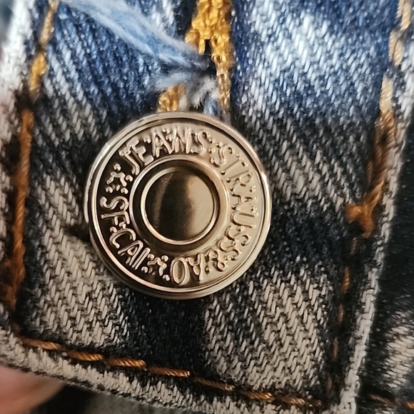 Distressed Womens Jeans Light Wash Size XS Rips Holes Distroyed Acis Wash Y2K - Picture 6 of 10